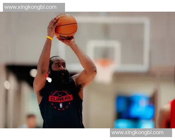 哈登:总冠军每年只有一队能拿 但你在任何地方都可以做一个好人 哈登:总冠军每年只有一队能拿 但你在任何地方都可以做一个好人